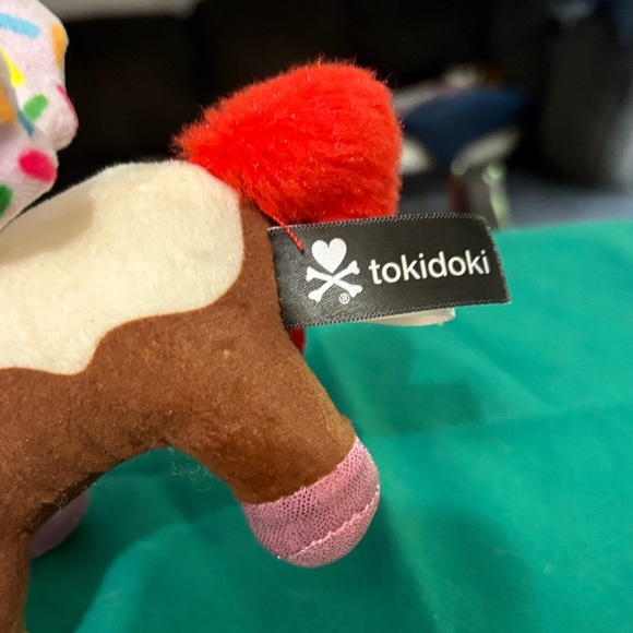 Tokidoki Rainbow Unicorn Plush - White, Brown, Pink - Picture 4 of 4
